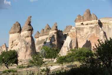 kaya oluşumları Göreme Milli Parkı içinde. Kapadokya, Türkiye
