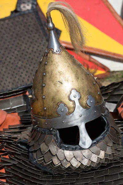 Cracovia, Polonia. Campamento de caballeros durante el tradicional festival medieval — Foto de Stock