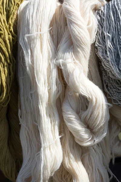 Primer plano de lana de hacha — Foto de Stock