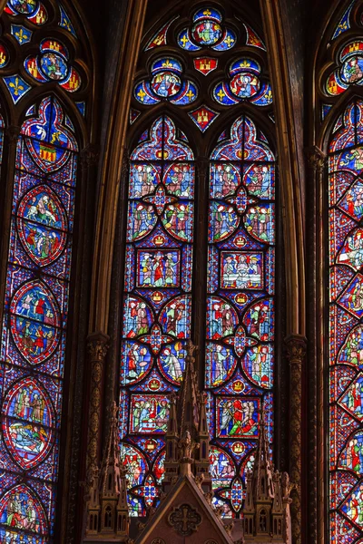 Parijs - interieur van de Sainte-Chapelle — Stockfoto