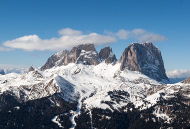 Dolomites Alps - Val Gardena Sella grubunda bakan. İtalya