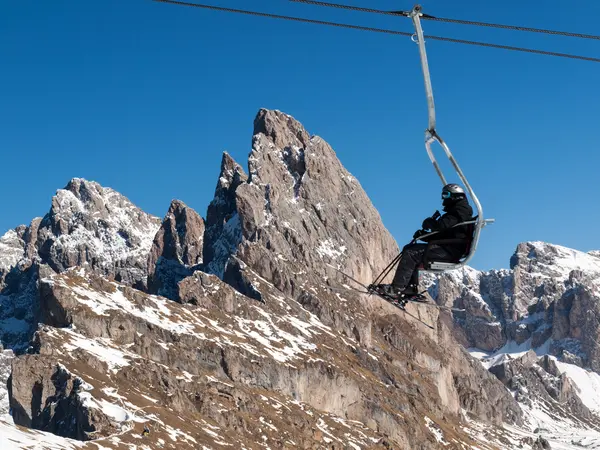 Dolomiterna Alperna - med utsikt över Sella grupp i Val Gardena. Italien — Stockfoto