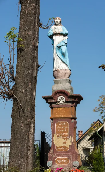 Wieliczka Cracow yakınındaki eski Wayside tapınak. Polonya — Stok fotoğraf