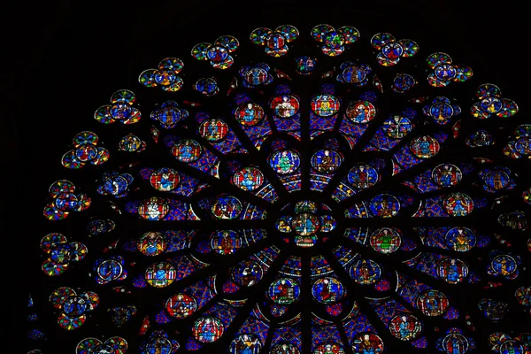 Parigi, Cattedrale di Notre Dame. Rosone del transetto sud. Patrimonio Mondiale UNESCO. Parigi, Francia — Foto Stock