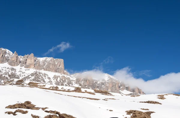 Alpy Dolomity - výhled na skupinu Sella ve Val Gardeně. Itálie — Stock fotografie