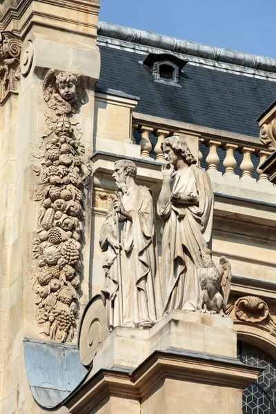 Fragment van de gevel van de chapelle de la sorbonne in Parijs, Frankrijk — Stockfoto