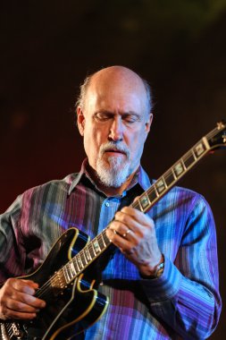 John Scofield Cracow canlı müzik tüm ruhlar günü Festivali caz