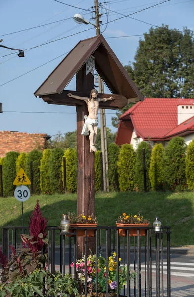 Old Wayside shrine in Wieliczka near Cracow. Poland — Stock Photo, Image