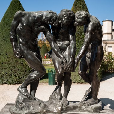 Paris - Müzesi Rodin. Üç tonları Dante ilahi komedi ile ilham heykeli