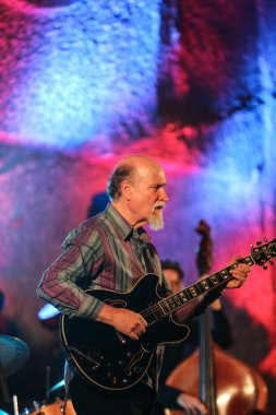 John Scofield Cracow canlı müzik tüm ruhlar günü Festivali caz
