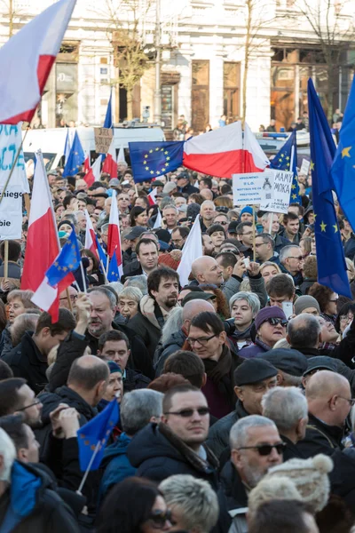 Cracow, Main Square - The demonstration of the Committee of the Protection of Democracy / KOD/ — стокове фото