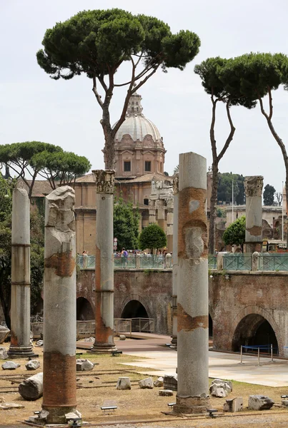 Le forum de Trajan à Rome. Italie — Photo