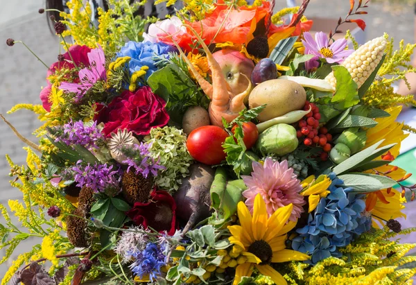 Handmade  beautiful bouquets from flowers and herbs — Stock Photo, Image