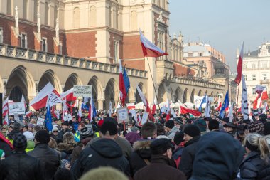 Internet üzerinde gözetim 