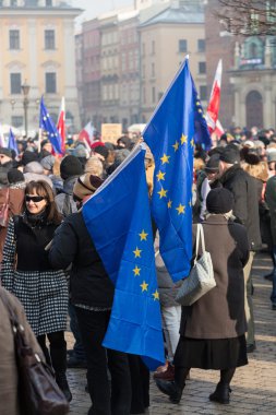 Internet üzerinde gözetim 