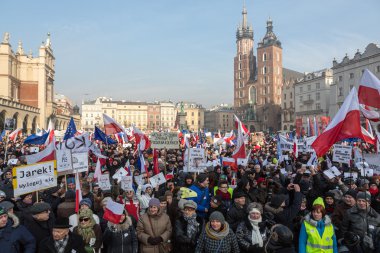 Internet üzerinde gözetim 