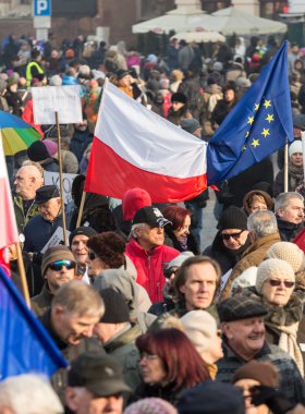 Internet üzerinde gözetim 