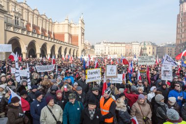 Internet üzerinde gözetim 