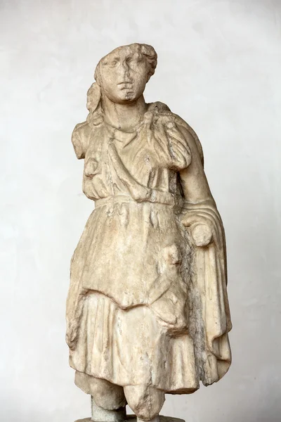 Ancient sculpture of the man in the baths of Diocletian (Thermae Diocletiani) in Rome. Italy — Stock Photo, Image