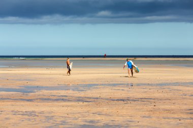 Costa Calma plaj Rüzgar Sörfü. Fuerteventura, Kanarya Adası. İspanya