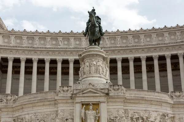 Altar da Pátria (Altare della Patria) conhecido como Monumento Nazionale a Vittorio Emanuele II ("Monumento Nacional a Victor Emmanuel II") ou Il Vittoriano em Roma, Itália — Fotografia de Stock