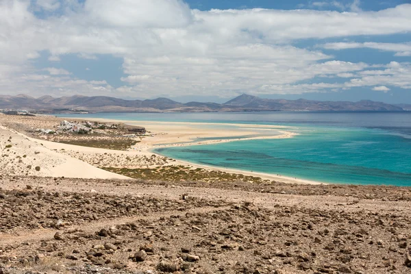 Strand playa de sotavento, Canarische eiland fuerteventura, Spanje — Stockfoto