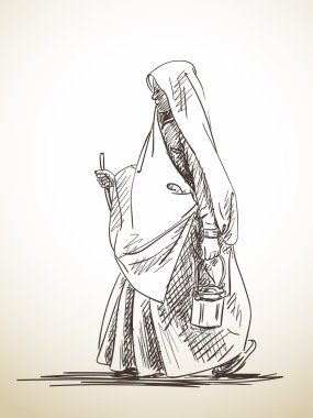 Sari yürüyen kadın