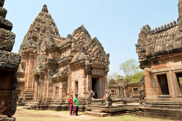 Tourists in Phanom Rung Historical Park — Stock Photo, Image