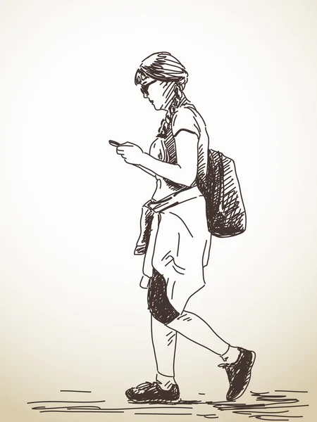 Croquis de la femme à pied avec téléphone intelligent — Image vectorielle