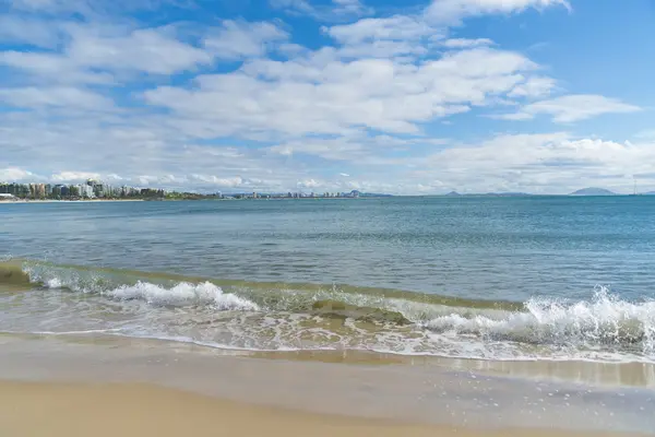 Mooloolaba Strandwellen — Stockfoto