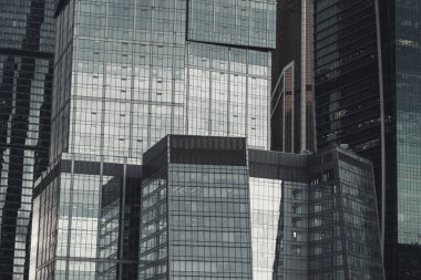 Moskova, Rusya - 25 Nisan 2021: Moskova Şehir İş Merkezi 'nin duvarları ve cepheleri