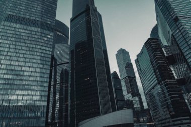 Moskova, Rusya - 25 Nisan 2021: Moskova Şehir İş Merkezi 'nin duvarları ve cepheleri