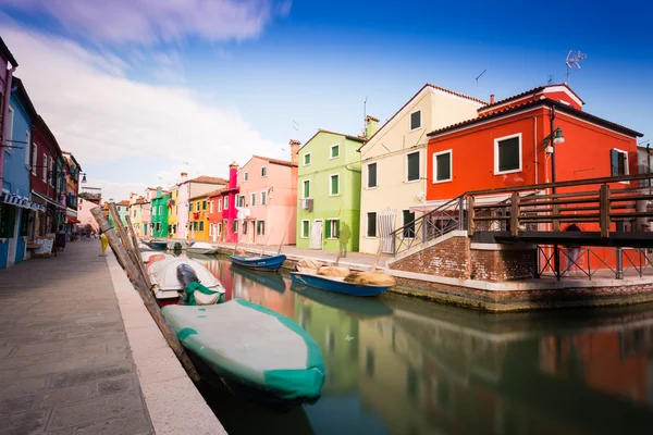 Burano, Venedik İtalya renkli evleri — Stok fotoğraf