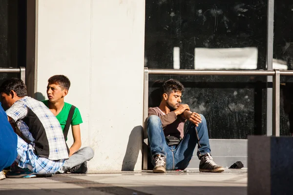 Kriegsflüchtlinge am Keleti-Bahnhof — Stockfoto