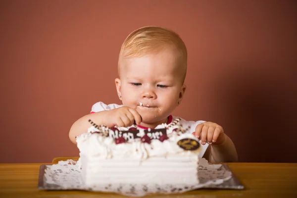 Первый день рождения младенцев — стоковое фото
