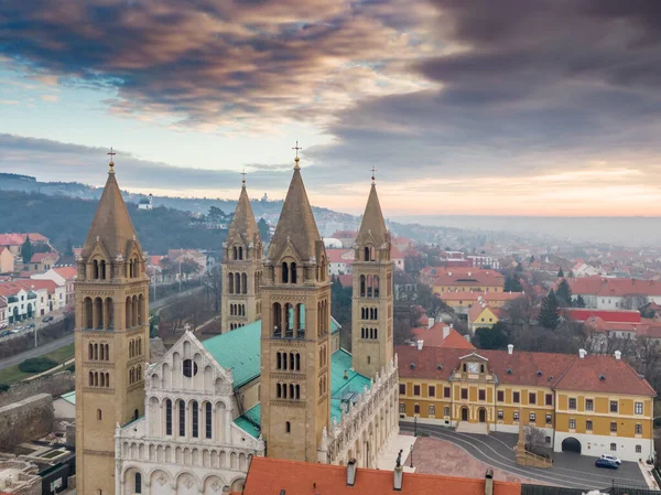 Macaristan Pecs Katedrali Nin Havadan Görünüşü Telifsiz Stok Imajlar