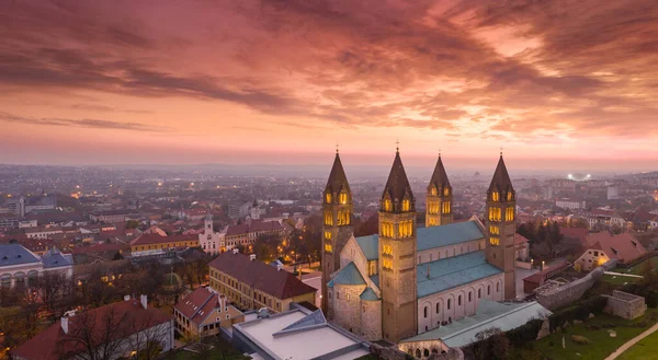 Vacker Antenn Utsikt Över Kyrkan Pecs — Stockfoto