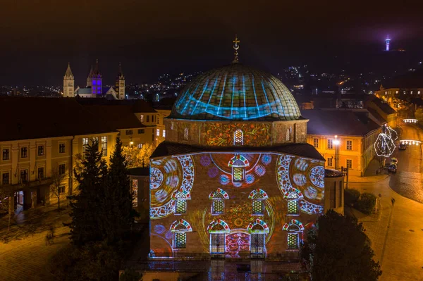 Pittura Leggera Sulla Moschea Sulla Piazza Principale Pecs Ungheria — Foto Stock