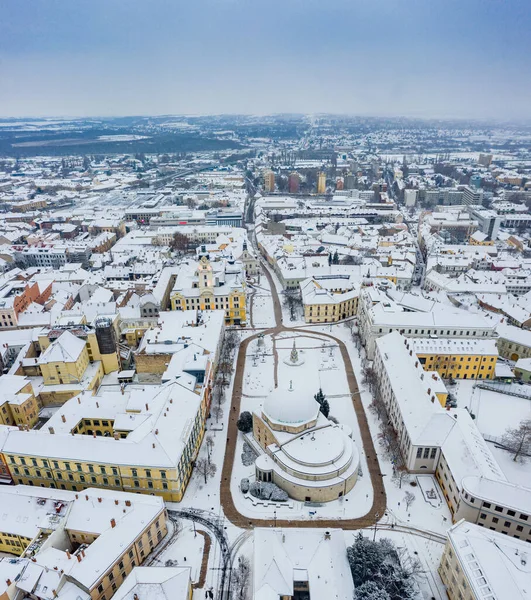 Vista Aerea Pecs Ungheria Inverno Con Tetti Innevati — Foto Stock