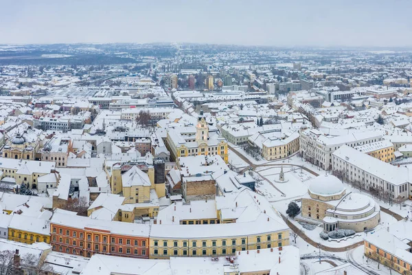 Vista Aerea Pecs Ungheria Inverno Con Tetti Innevati — Foto Stock