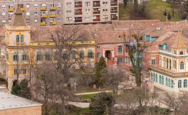 Zsolnay Seramik Fabrikasında Güzel Bir Bina — Stok fotoğraf