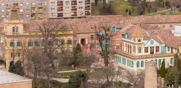 Zsolnay Seramik Fabrikasında Güzel Bir Bina — Stok fotoğraf