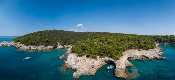 Vista Aérea Playa Rocosa Cerca Pula Croacia —  Fotos de Stock