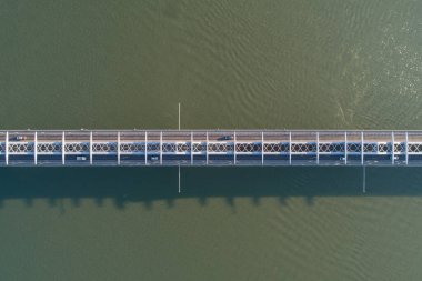 Macaristan 'daki Baja Köprüsü Tuna Nehri üzerinde