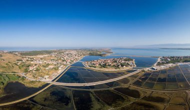 Hırvatistan 'daki Nin Adası' nın havadan görünüşü