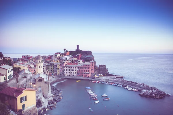 Фабьяцца, cinque terre, Фабрегас — стоковое фото