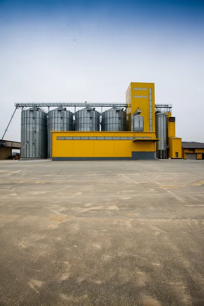 Silos de cereales —  Fotos de Stock