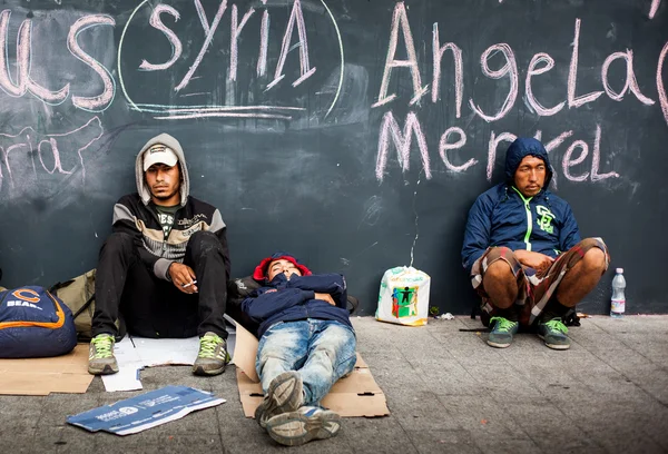 Kriegsflüchtlinge am Keleti-Bahnhof — Stockfoto