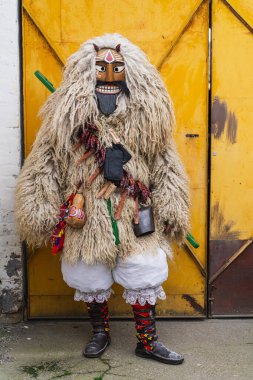 MOHACS, HUNGARY - 02 Mart Busojaras Karnavalı. 02 Mart 2025, Mohacs, Macaristan.