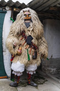 MOHACS, HUNGARY - 02 Mart Busojaras Karnavalı. 02 Mart 2025, Mohacs, Macaristan.